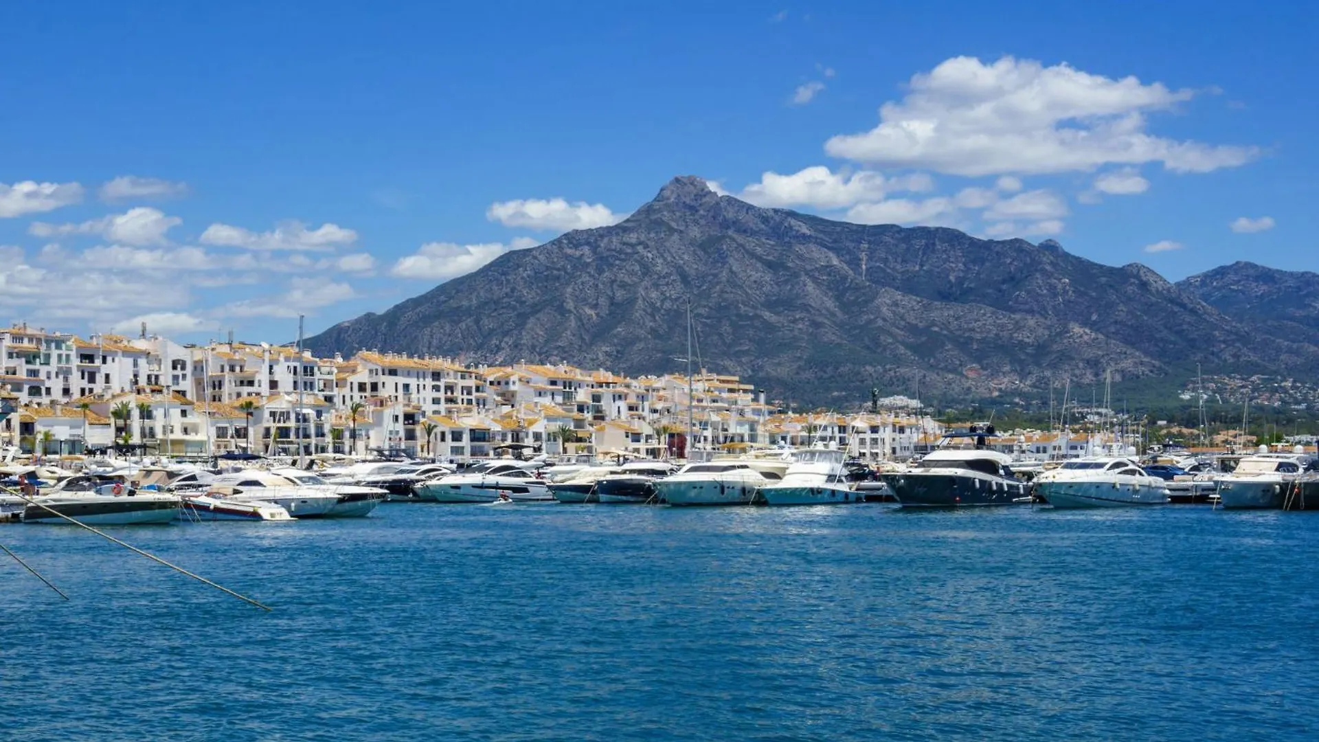 Apartment Dama De Noche-3 By Interhome Marbella
